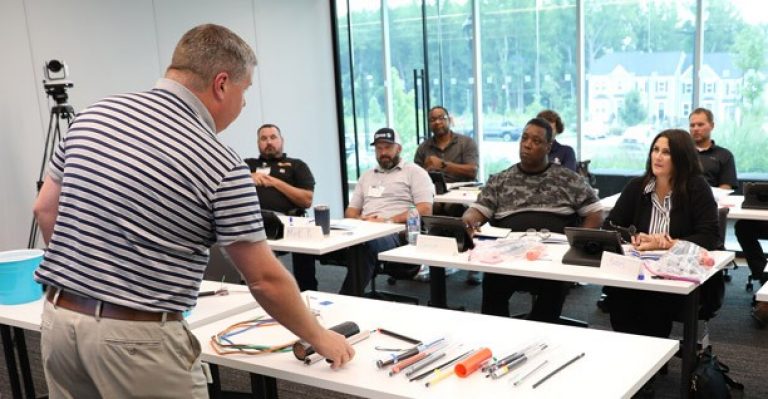 Corning and AT&T Launch Fiber Optic Training Program